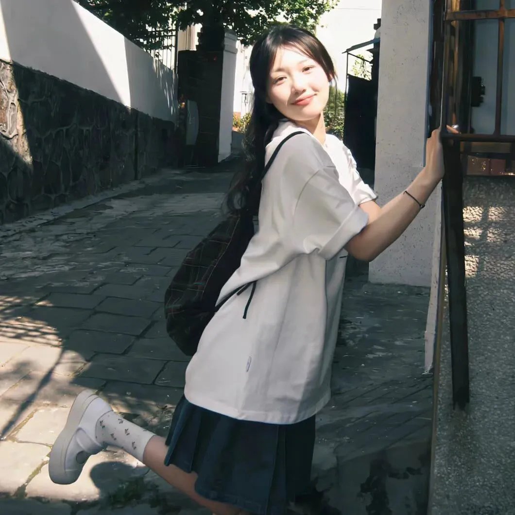 府上娶了个锦鲤新娘